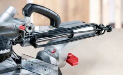 Metabo KGS 305 M Afkortzaag - 2000W - 305 X 30mm - 619305000 -Metabo 8fd2c9a3a79957365c68bdef6f5fbf4a
