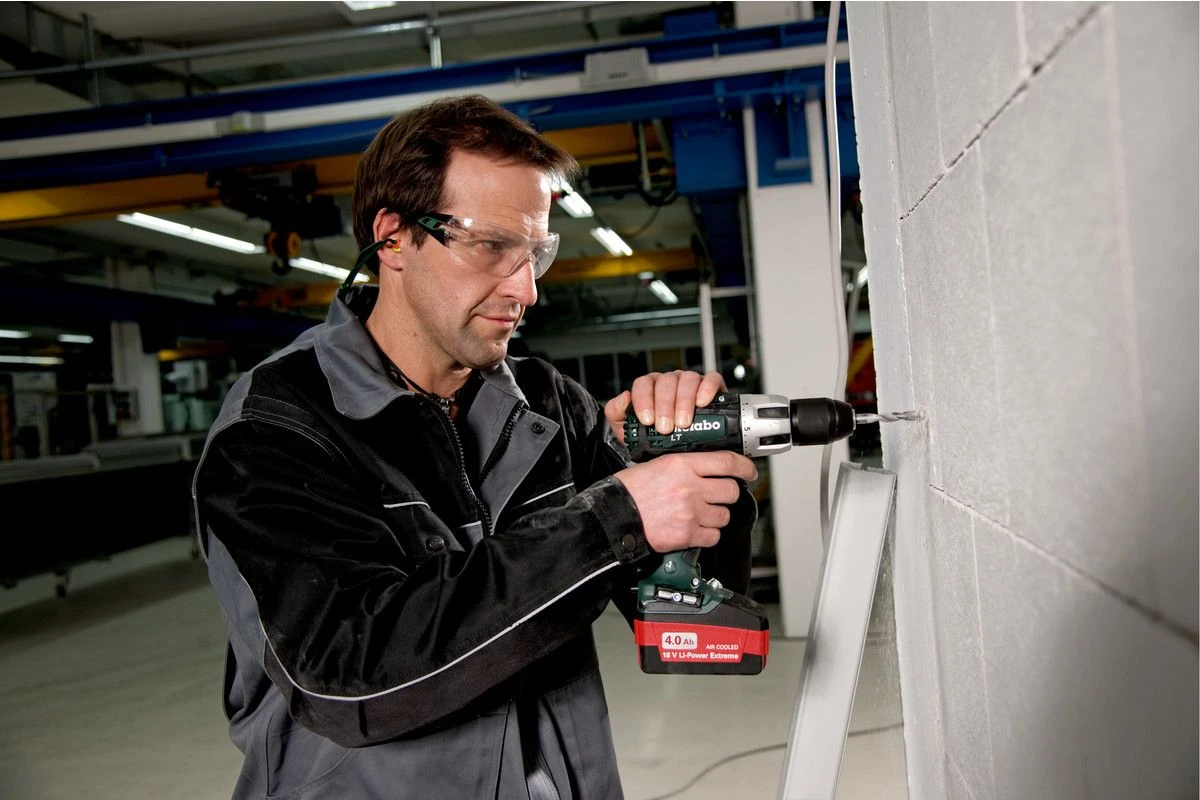 Metabo SB 18 LT 18V Li-Ion Accu Klopboor-/schroefmachine Set (2x 4.0Ah Li-Power Accu) In MetaBOX - 602103500 4 Metabo SB 18 LT 18V Li-Ion Accu Klopboor-/schroefmachine Set (2x 4.0Ah Li-Power Accu) In MetaBOX - 602103500 - Afbeelding 2